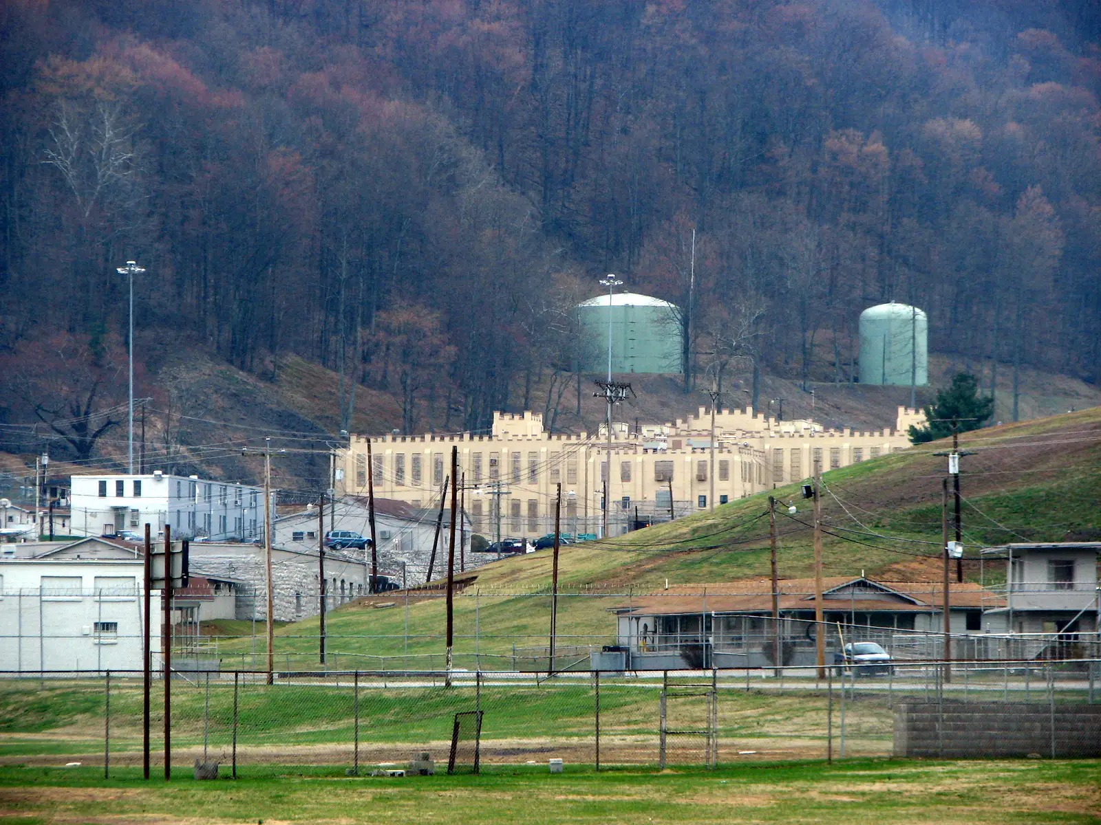 Historic Brushy Mountain State Penitentiary, Petros